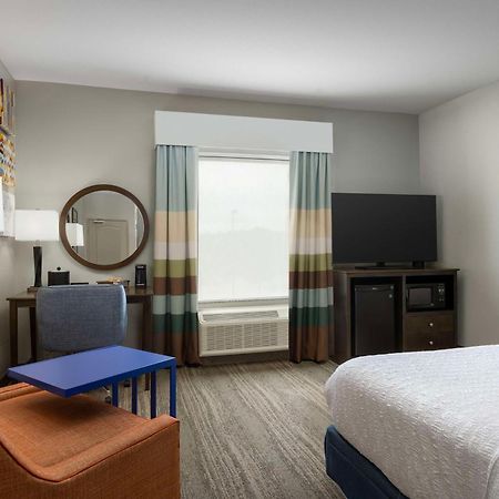 Hampton Inn & Suites Huntsville Research Park Area Exteriör bild
