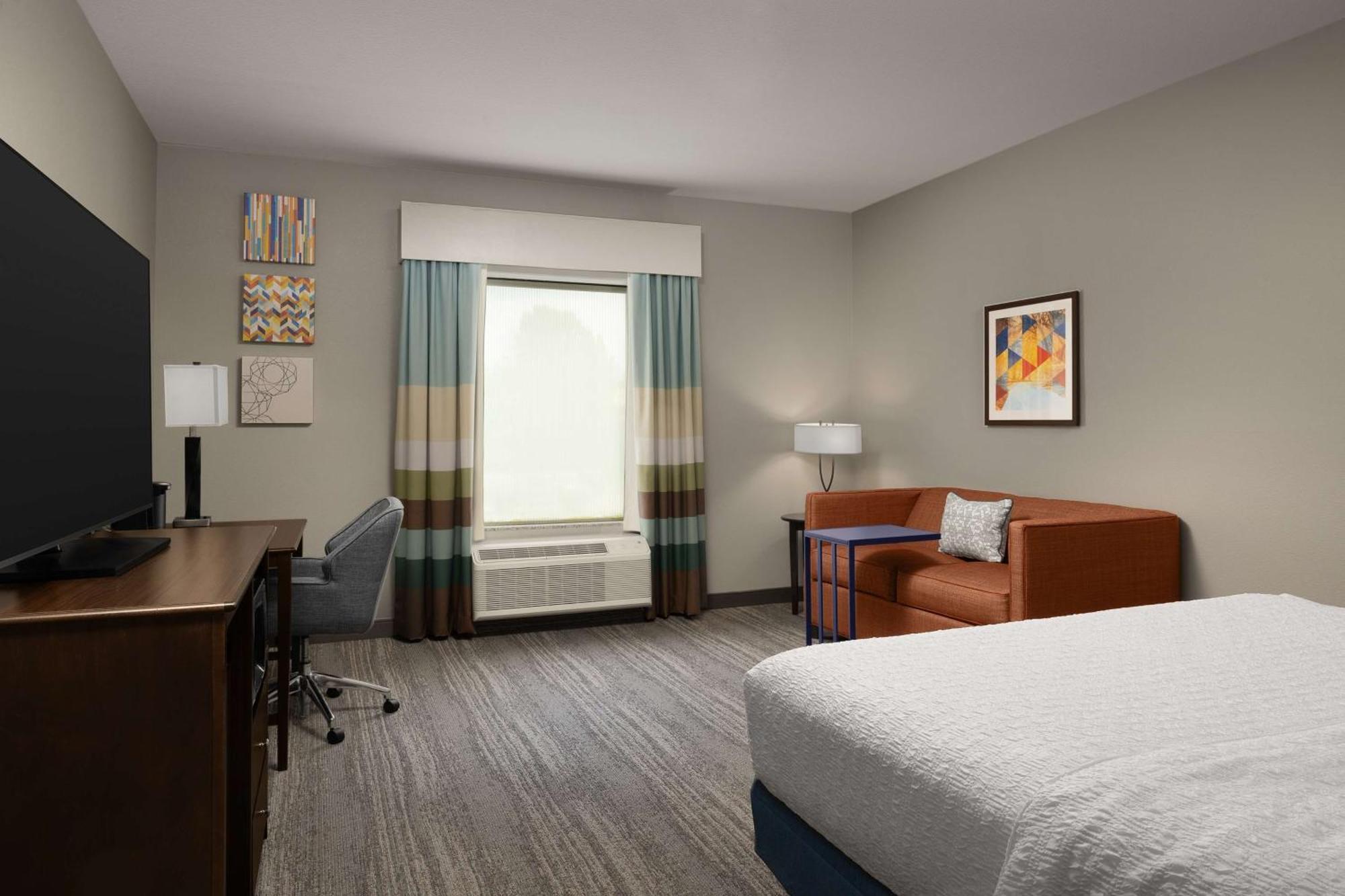 Hampton Inn & Suites Huntsville Research Park Area Exteriör bild
