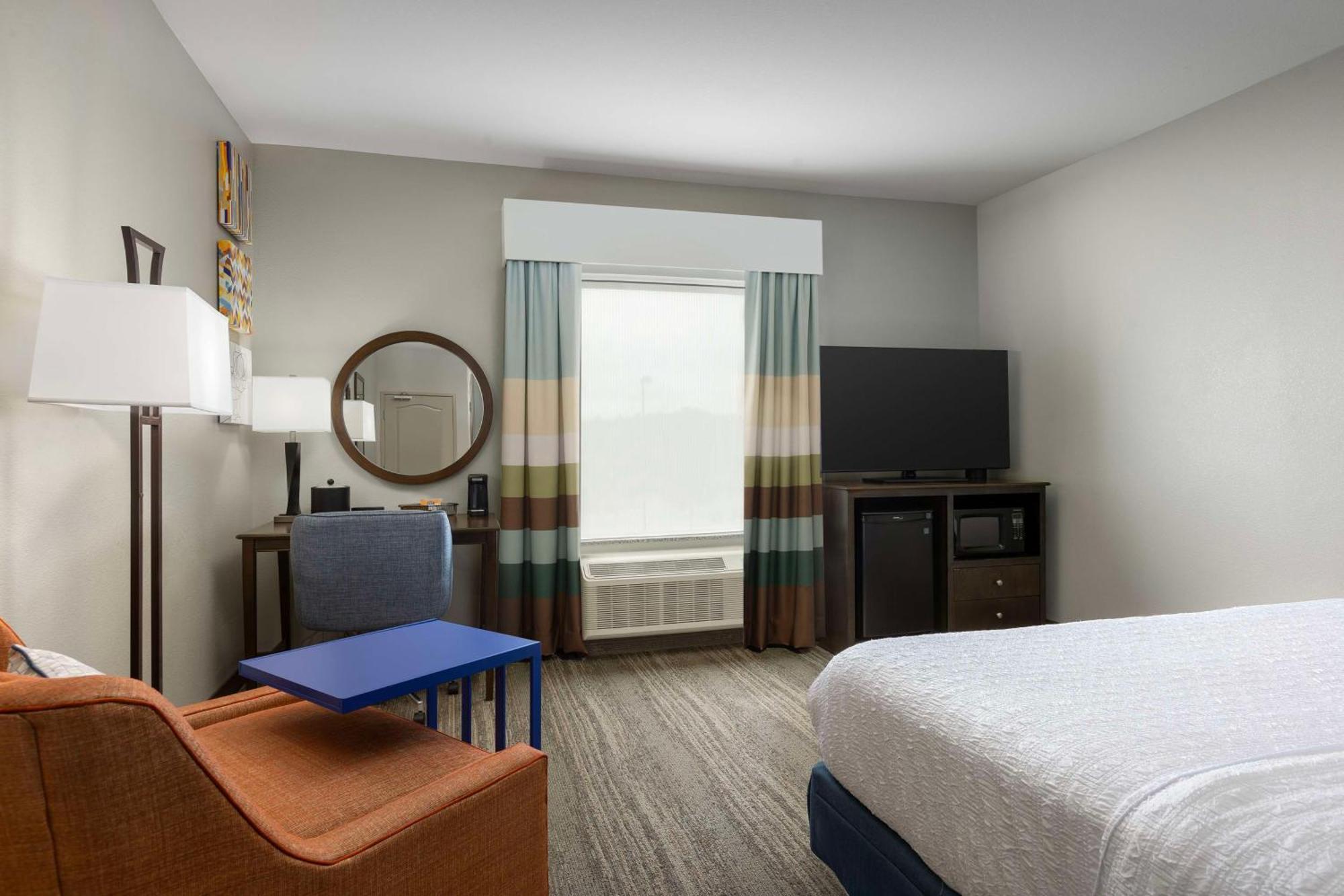 Hampton Inn & Suites Huntsville Research Park Area Exteriör bild